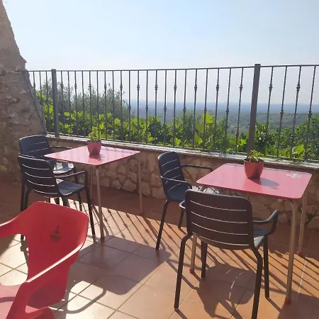 Rural Joan Guest house 3*